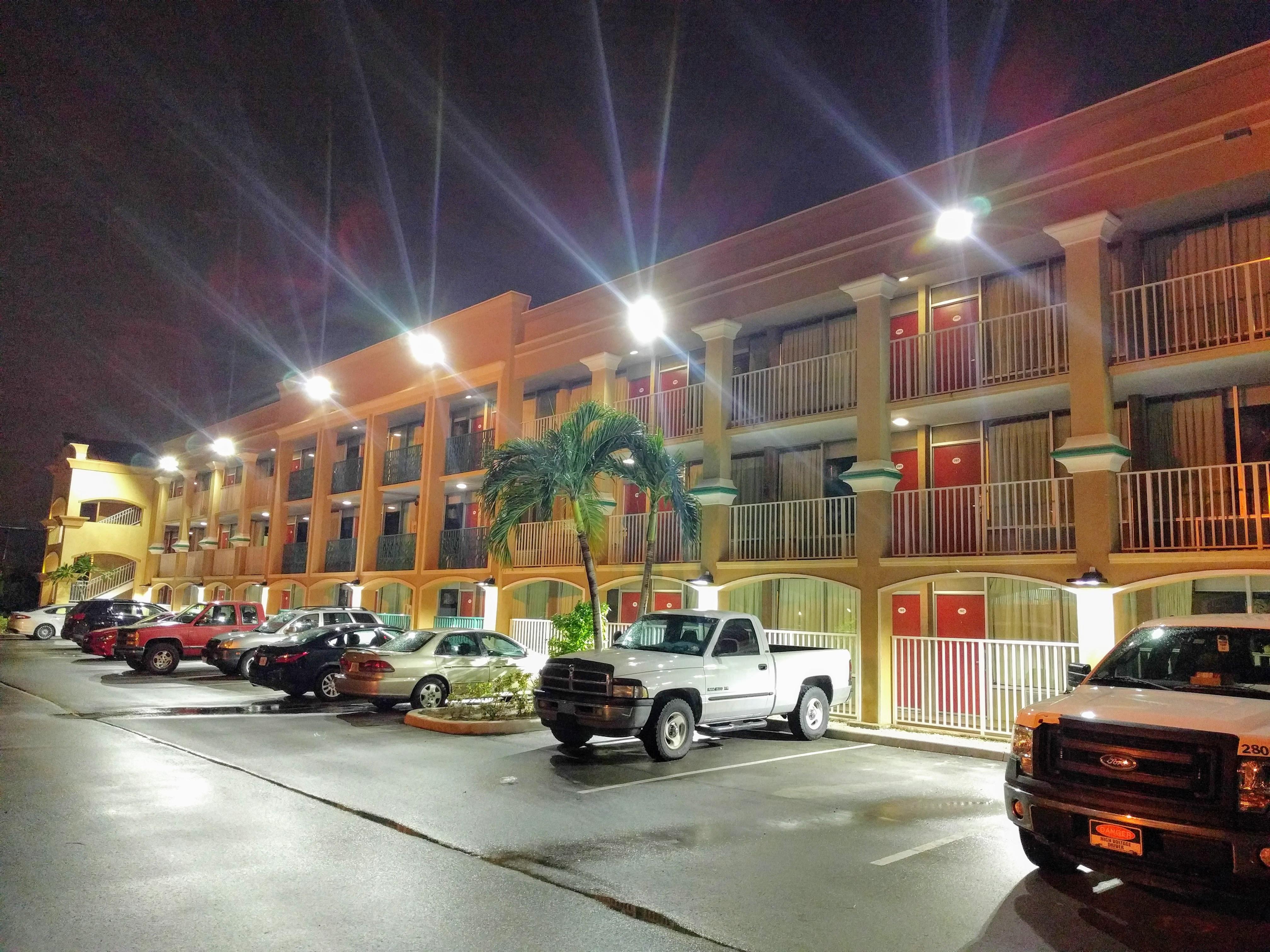 Red Carpet Inn Airport Fort Lauderdale Exterior photo